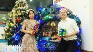 TRÀN NGẬP KHÔNG KHÍ GIÁNG SINH 2021
