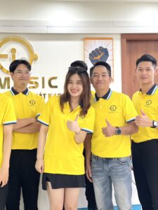 Lớp học thanh nhạc cho người lớn tại Hà Nội giá bao nhiêu 